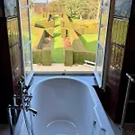 Kasteel Mheer D'hotes 3* Noorbeek