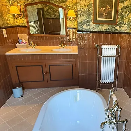 Kasteel Mheer D'hotes Bed & Breakfast