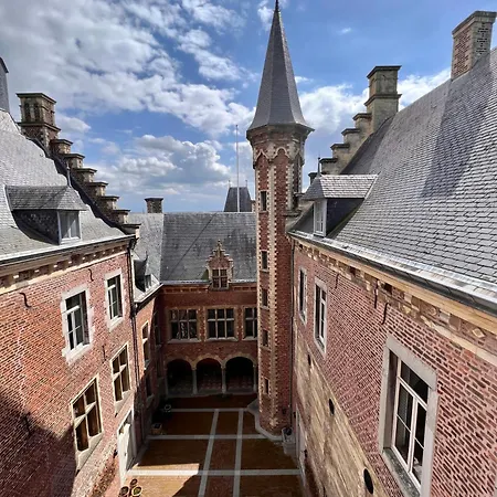 Kasteel Mheer D'hôtes Alojamento de Acomodação e Pequeno-almoço 3*